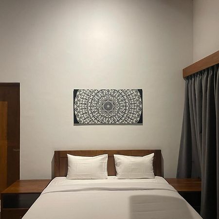 ヒッカドゥワ Tea Library Bed & Breakfast エクステリア 写真